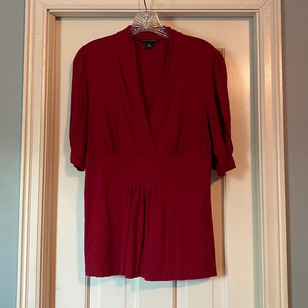 Banana Republic deep v top with pleated empire waist